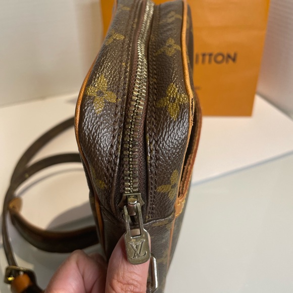 Louis Vuitton Monogram Danube Crossbody Bag Vintage - Picture 10 of 17